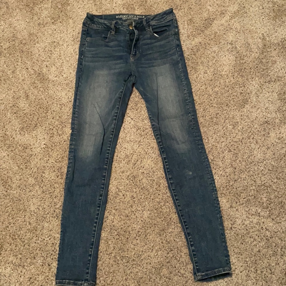 American Eagle medium wash jeggings